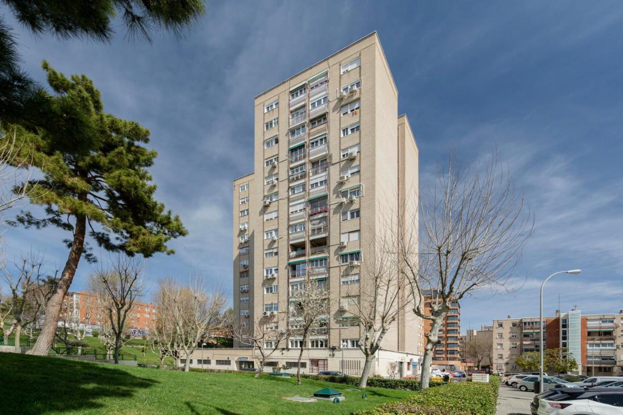 For You Rentals Moderno Apartamento Temporal Cerca Zoo Y Del Parque De Atracciones Ceb76 Madrid Eksteriør billede